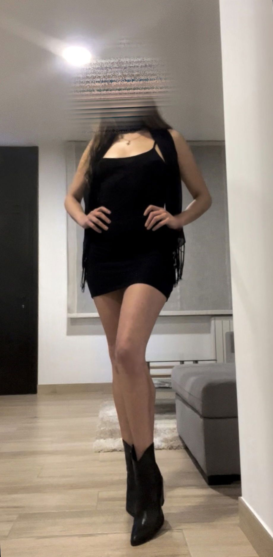 641917781|VICTORIA|Chica