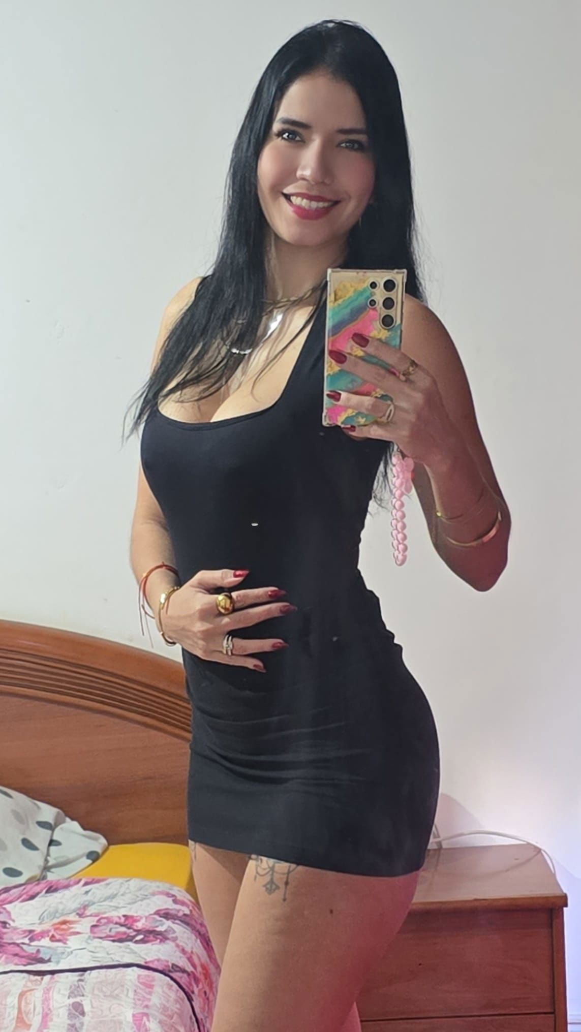 611390449|KATHIANA|Chica
