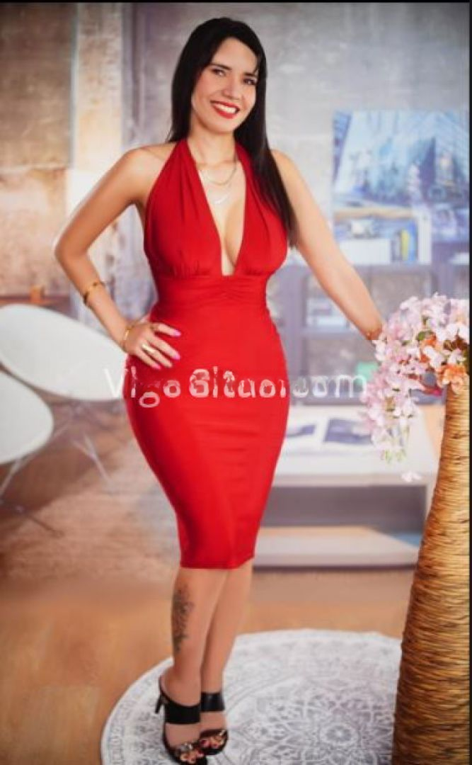 611390449|KATHIANA|Chica