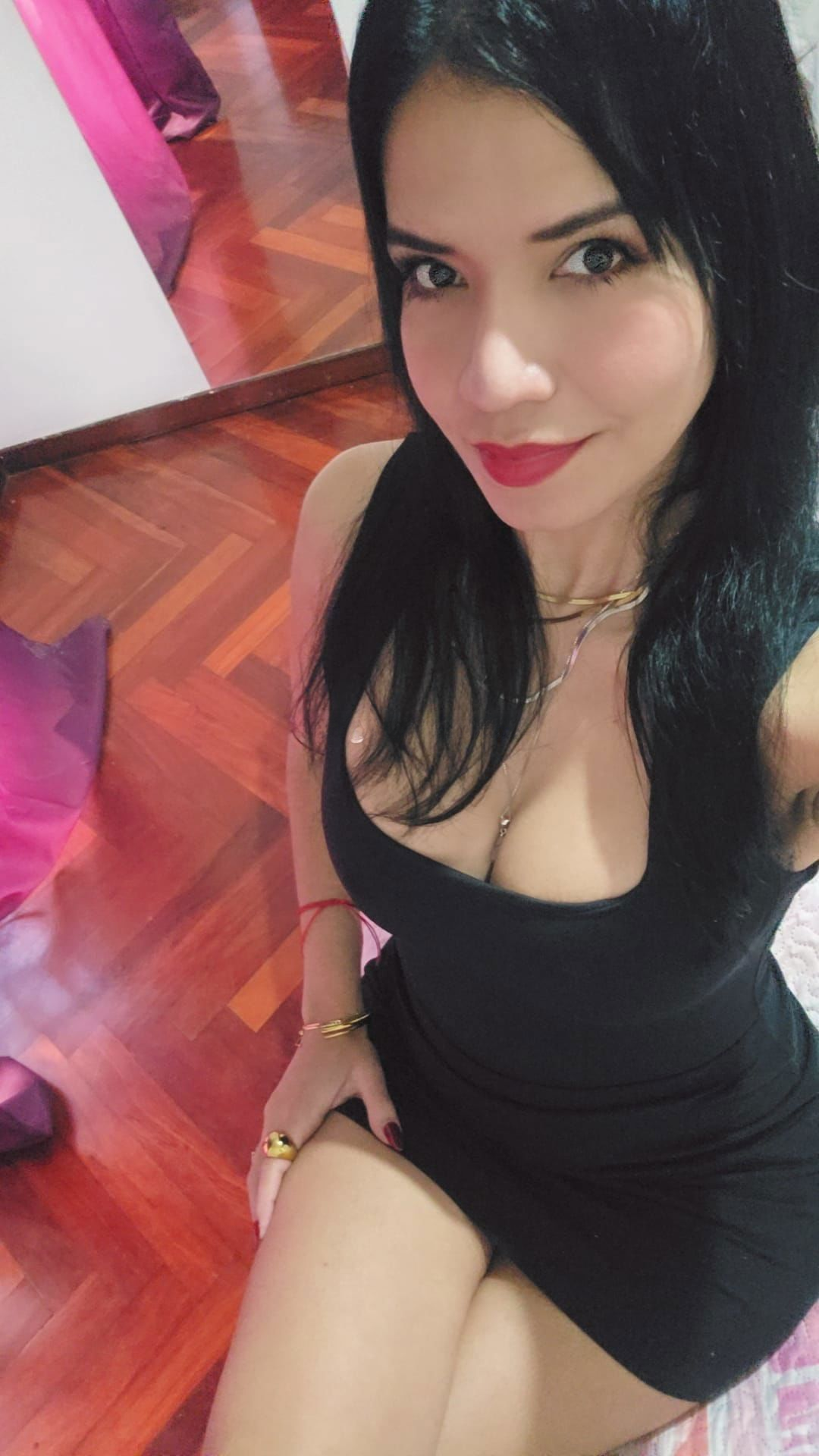 611390449|KATHIANA|Chica