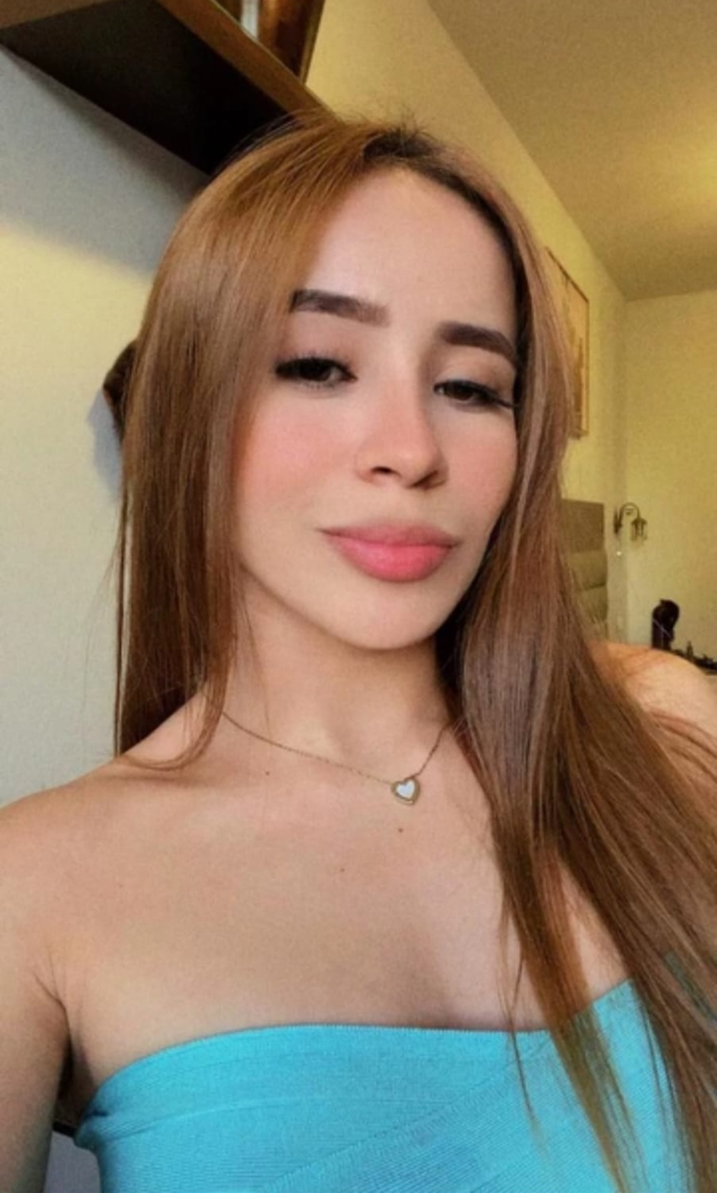 664588630|SONIA|Chica