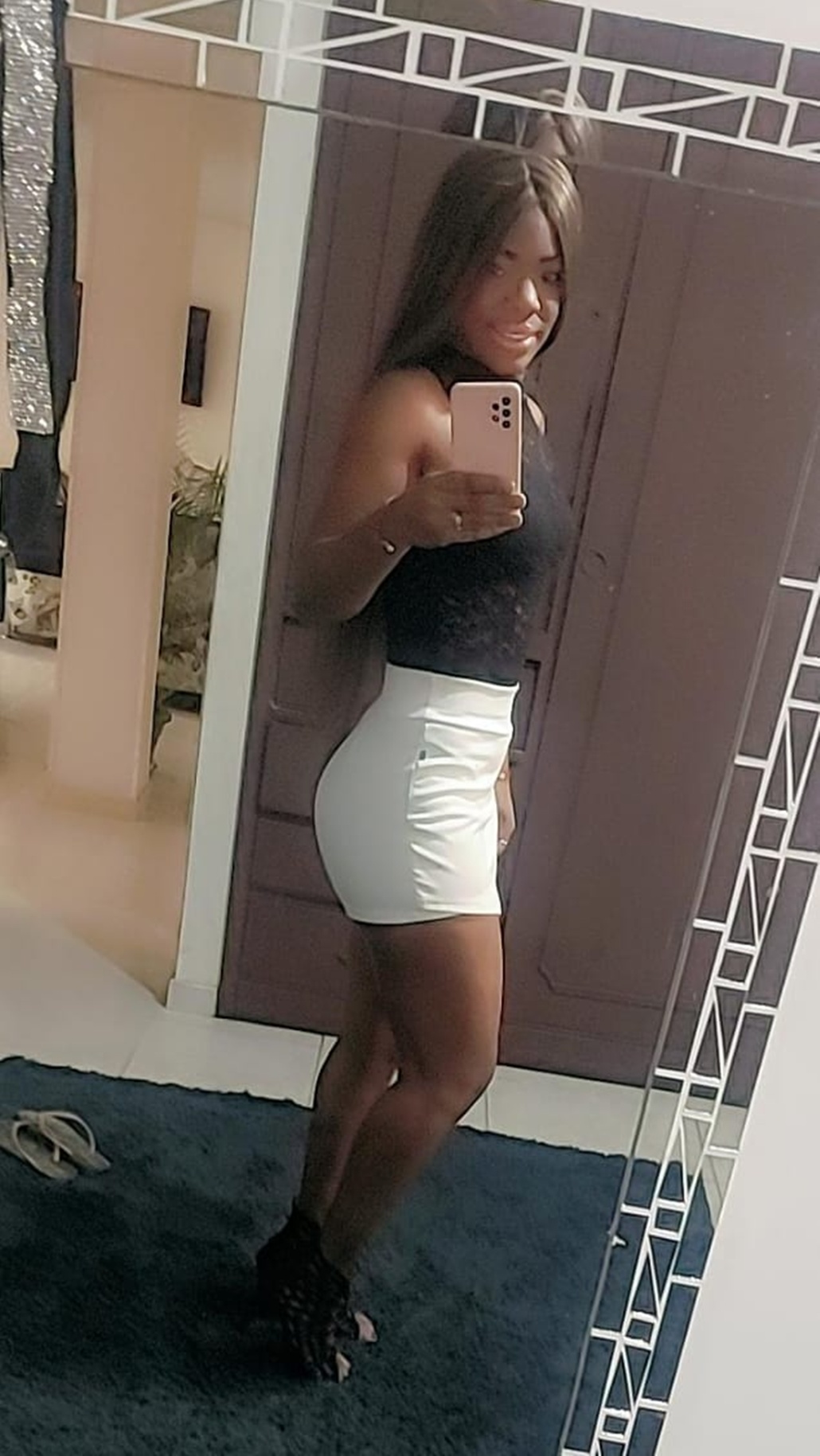 631399497|VANESSA|Chica