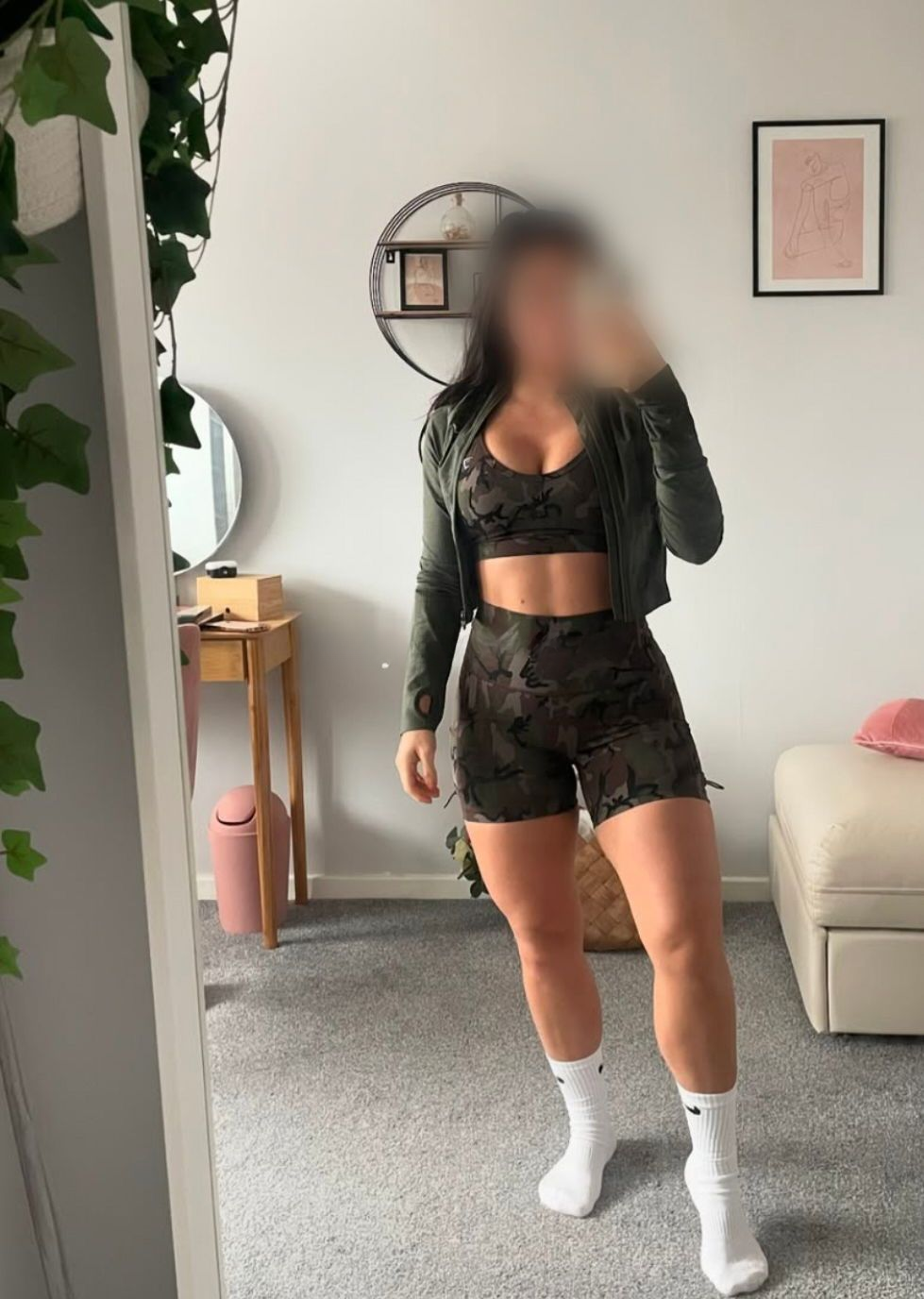 612425763|CAMILA|Chica