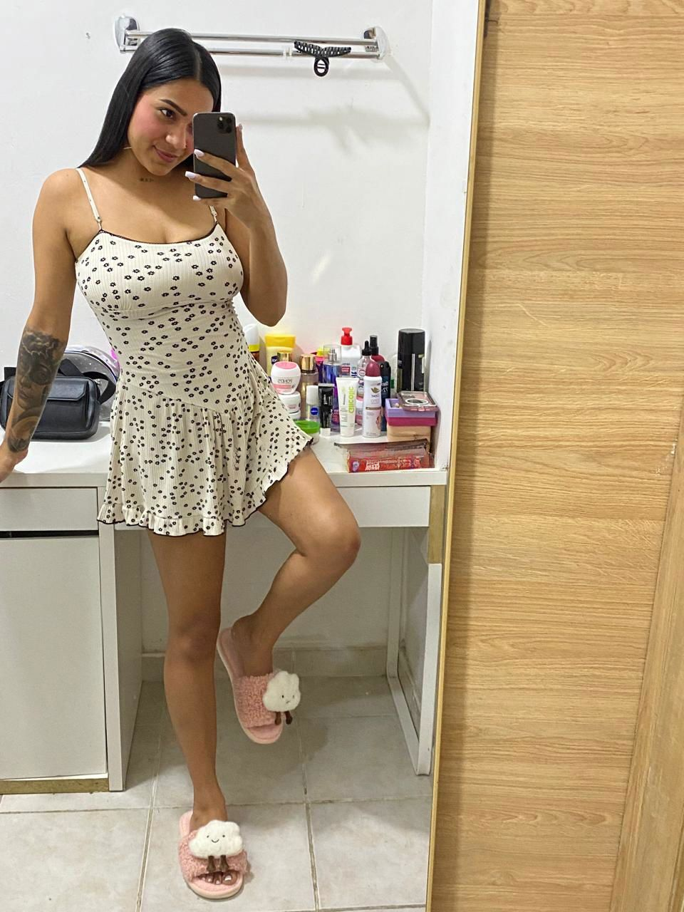 670833101|ASHLEY|Chica