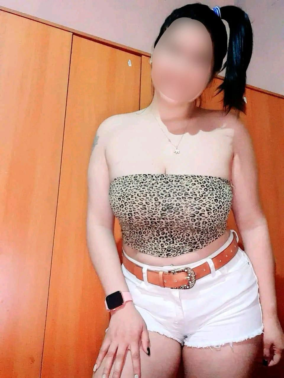 611264622|CAMILA|Chica