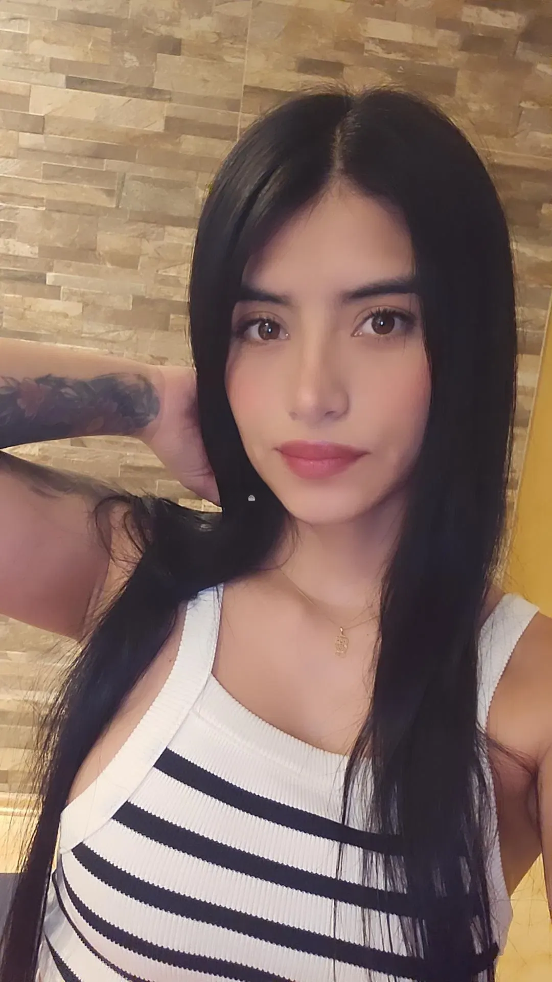614752914|SARA|Chica