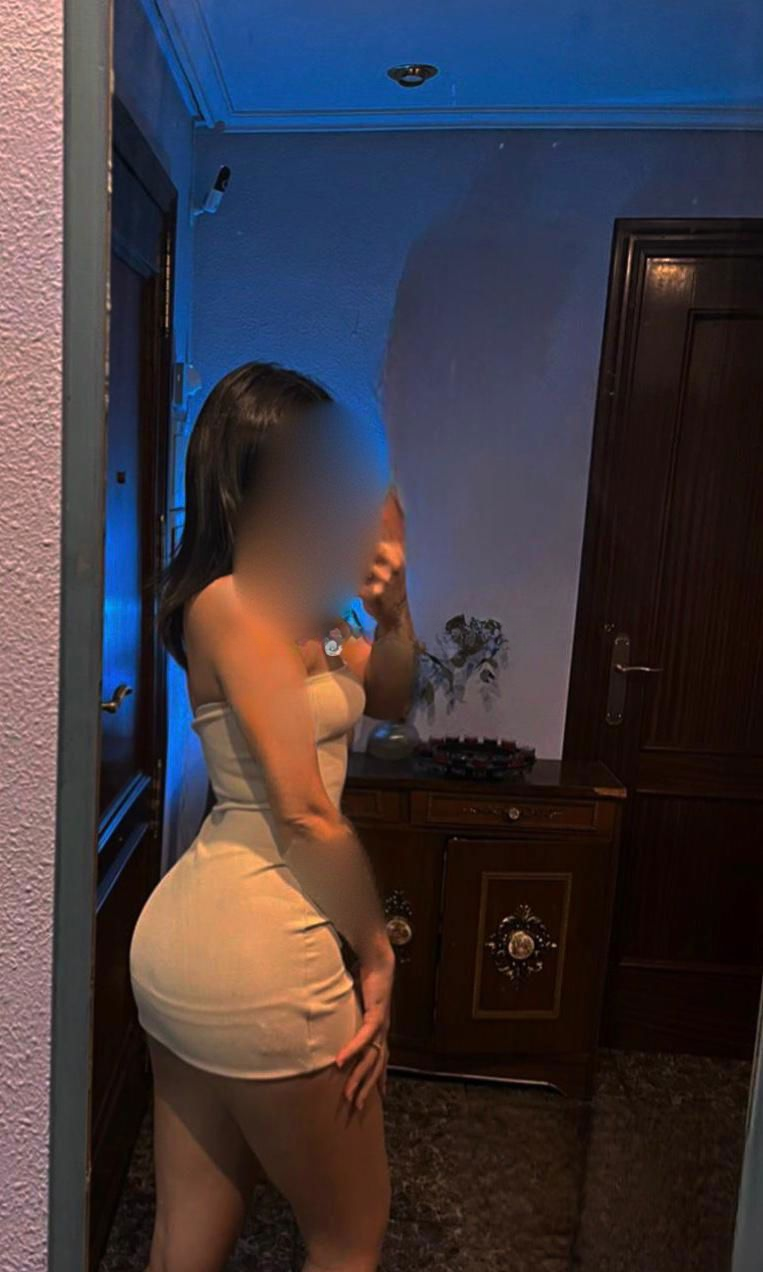 653563640|NATALIA|Chica