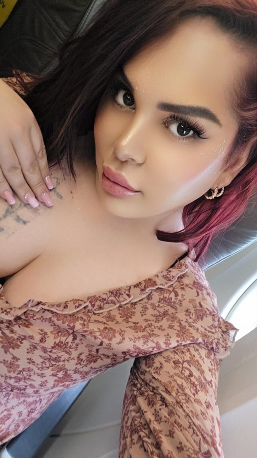 774626405|ISABELA|Transexual