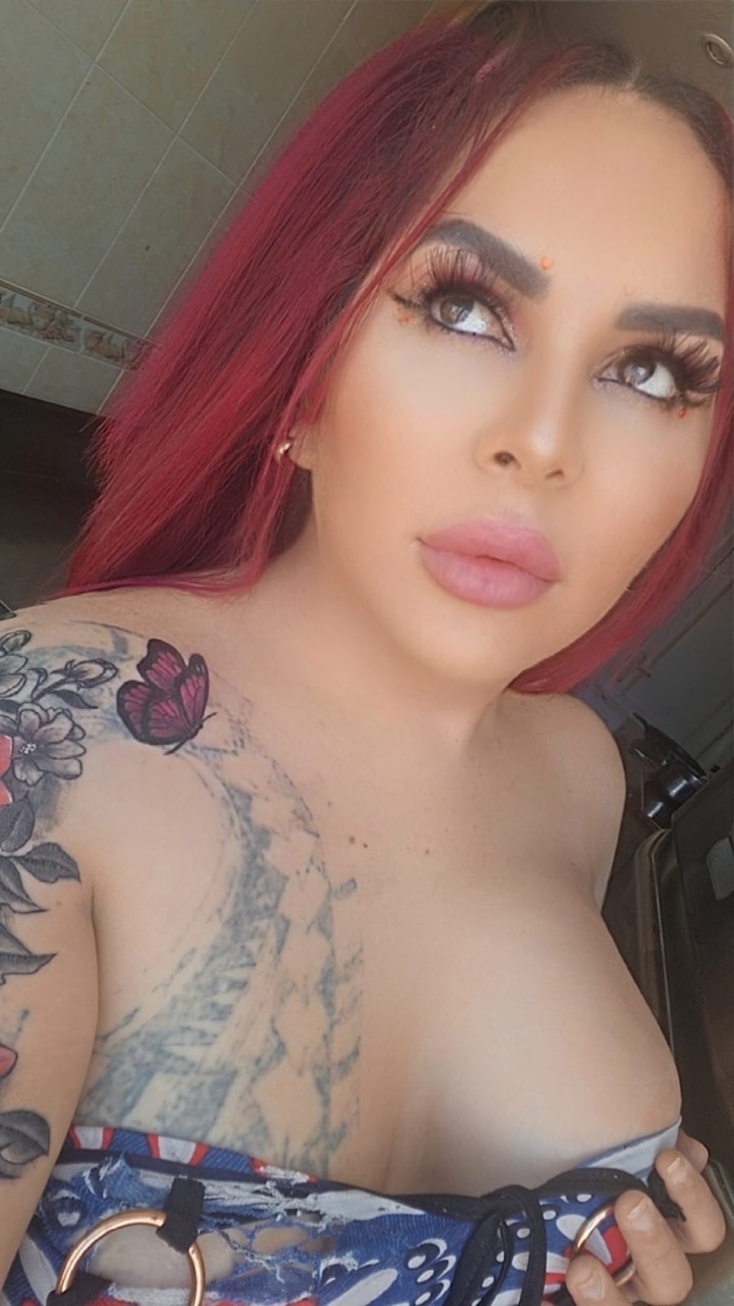 774626405|ISABELA|Transexual