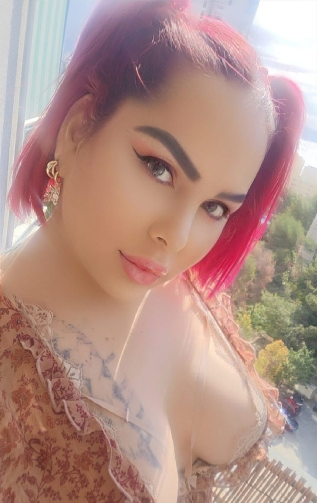 774626405|ISABELA|Transexual
