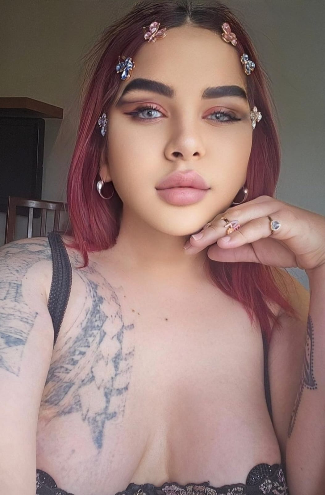 774626405|ISABELA|Transexual