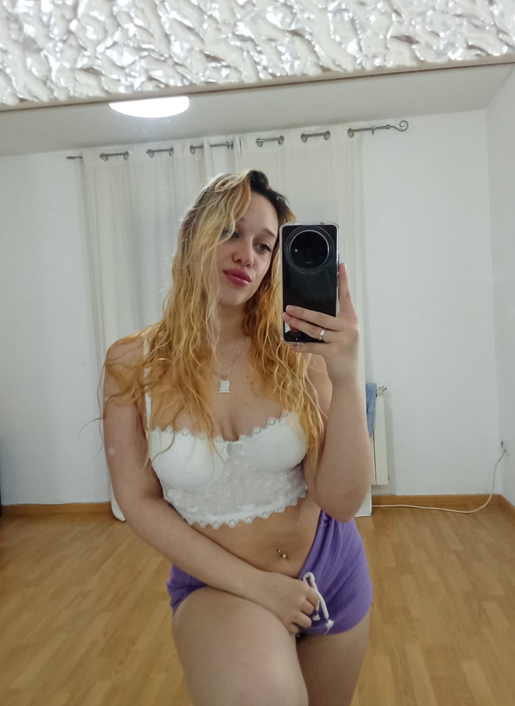 632410801|NATALIA|Chica