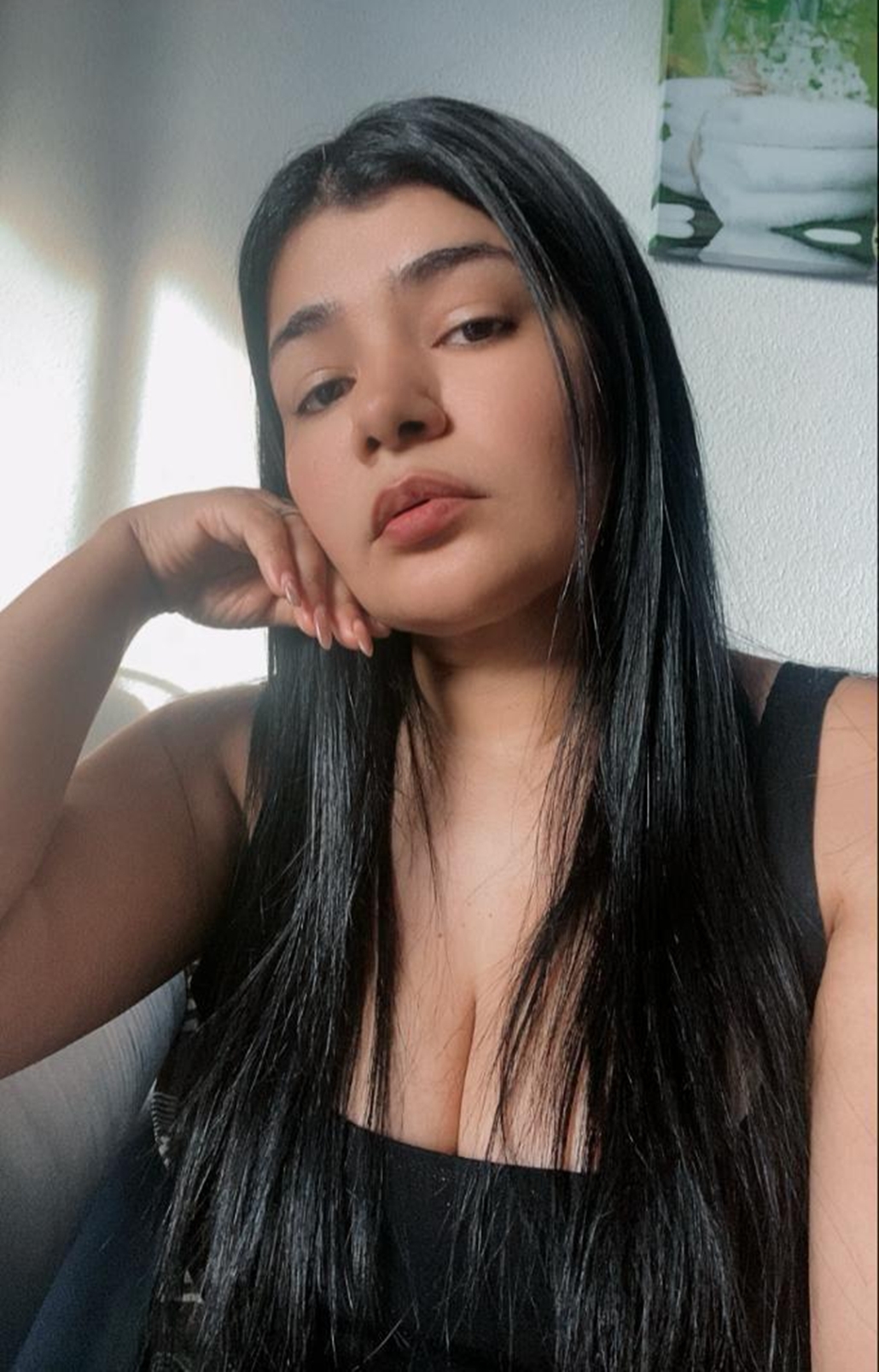 604244047|SARA|Chica