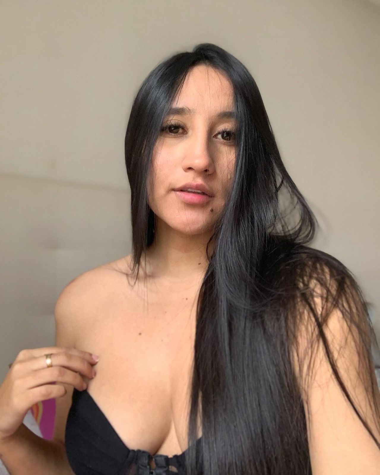 614415842|VICTORIA|Chica