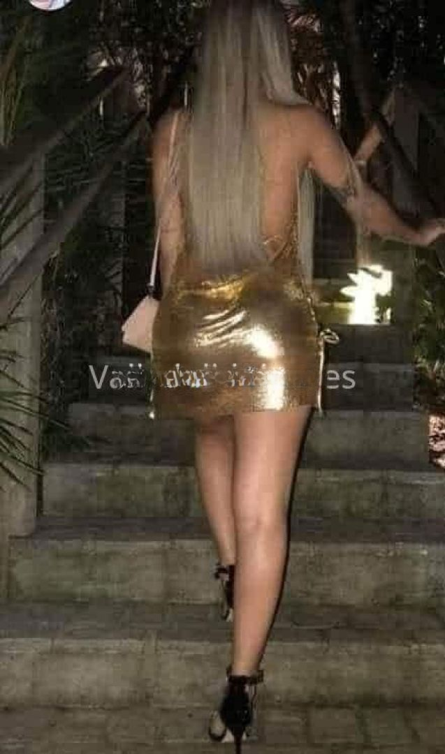 602412587|VIOLET|Chica