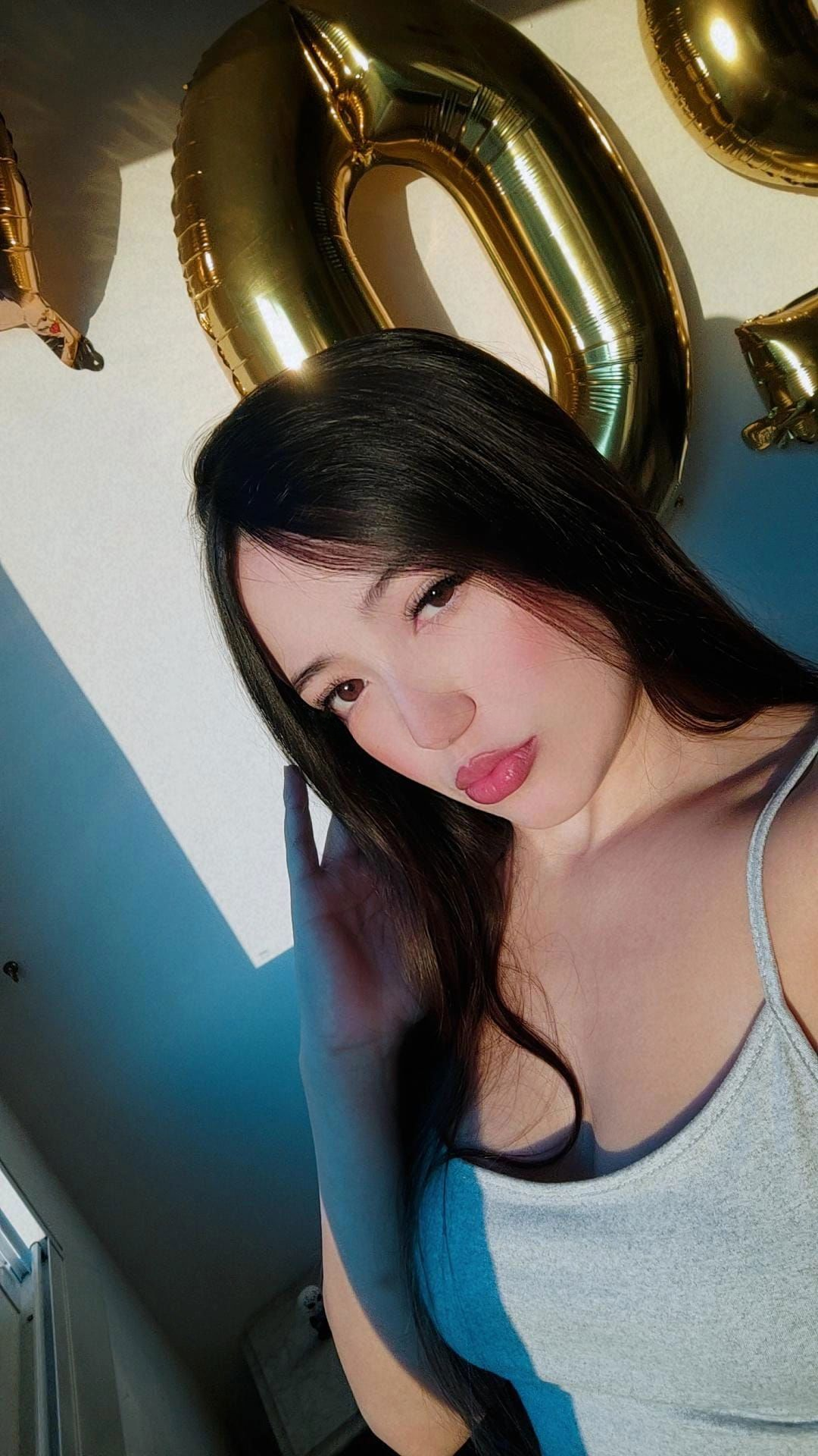 613645956|KAREN|Chica