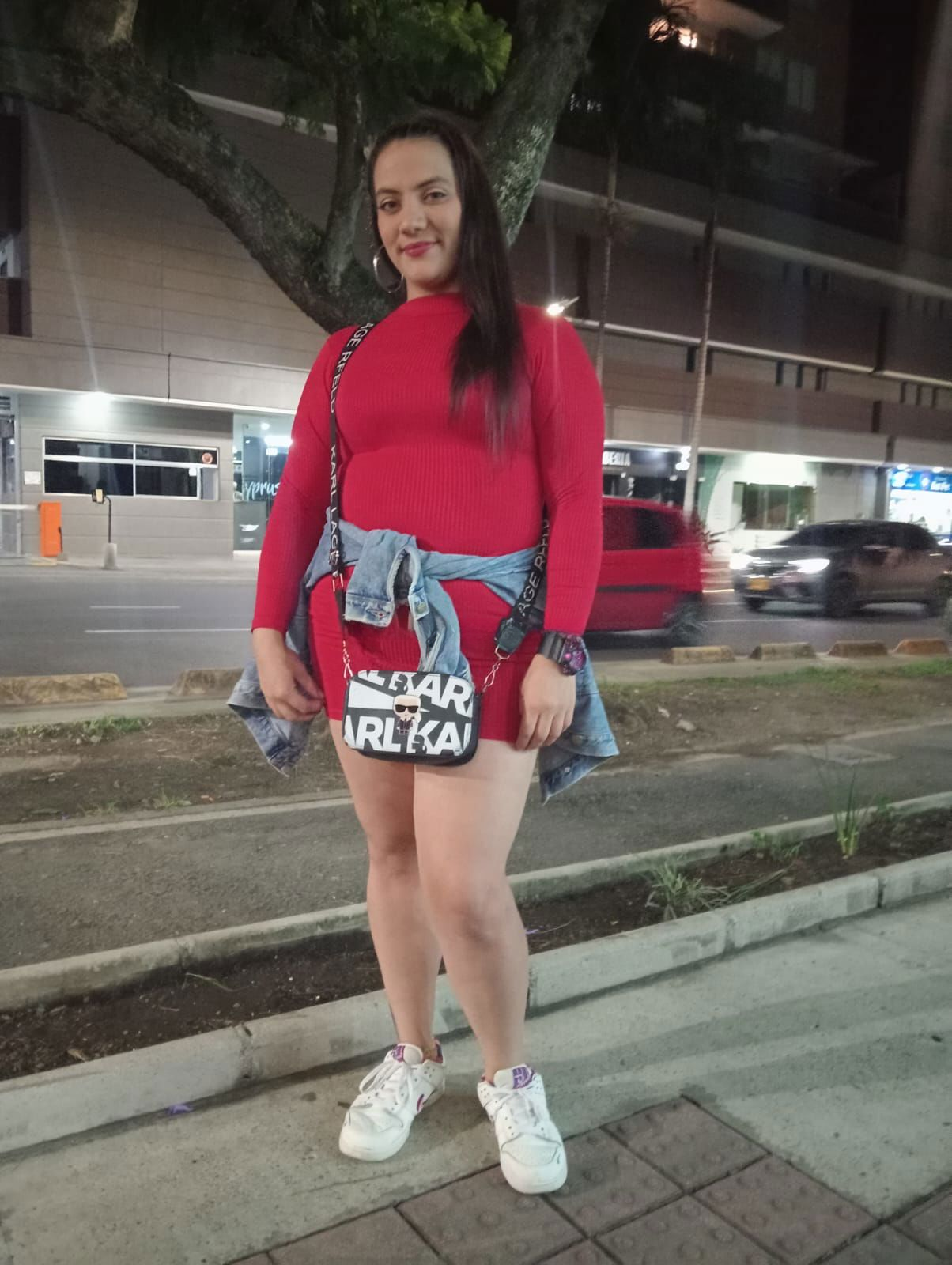 602587301|VALENTINA|Chica