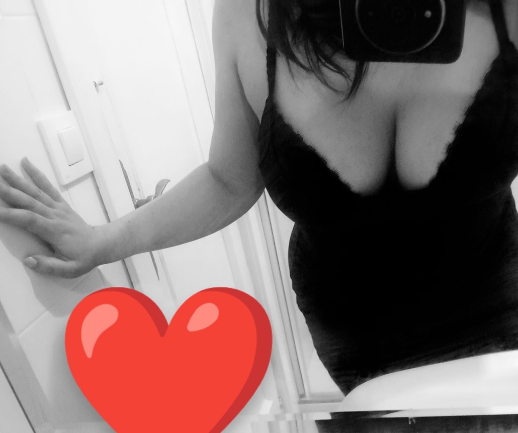 614760430|IRINA|Chica
