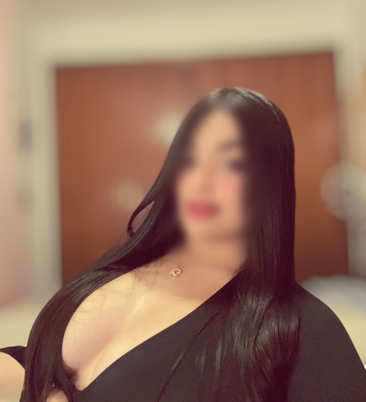 679637913|DANIELA|Chica