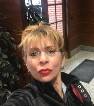 Puta en Irún - 632223917