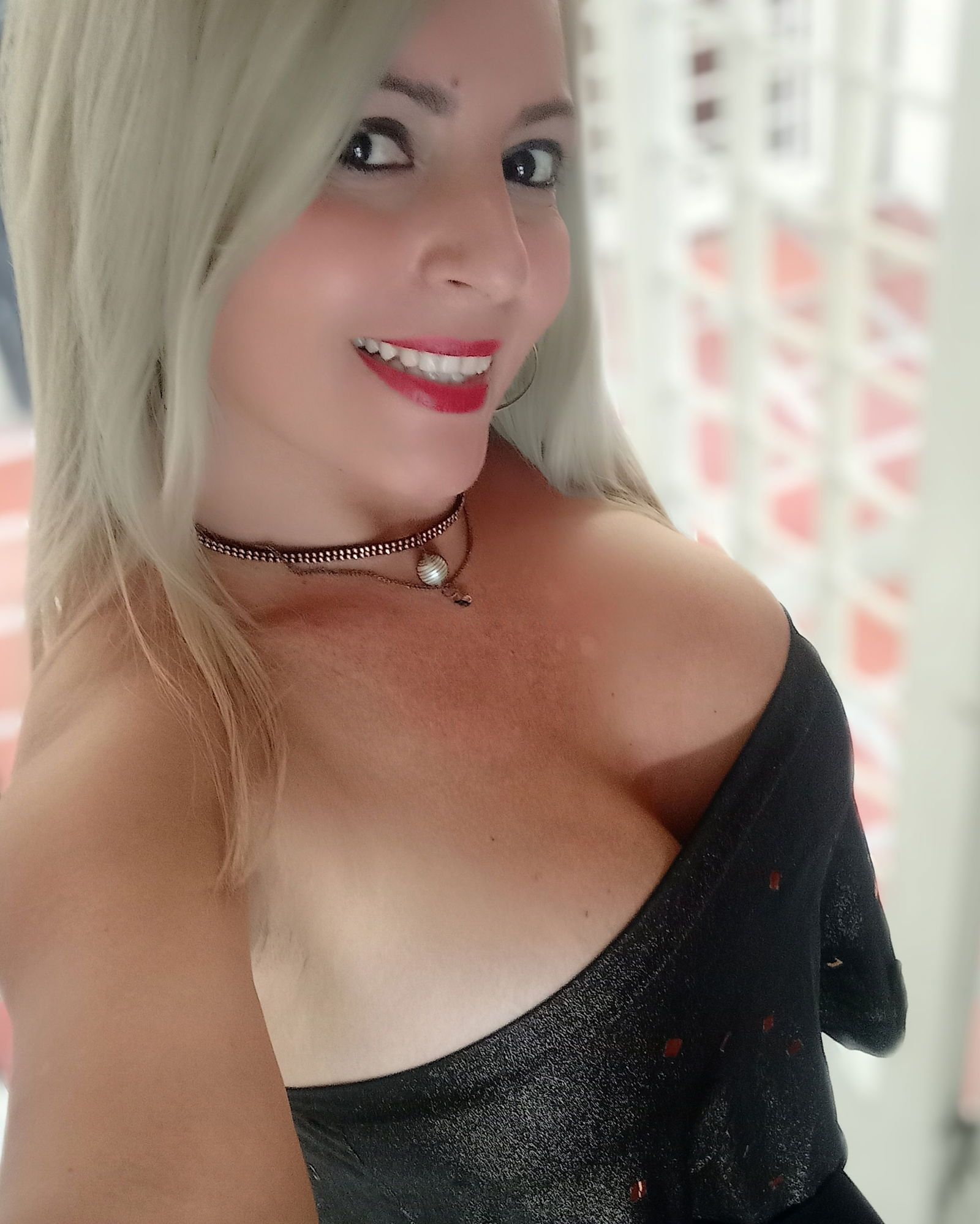 634246892|CINTHIA|Chica