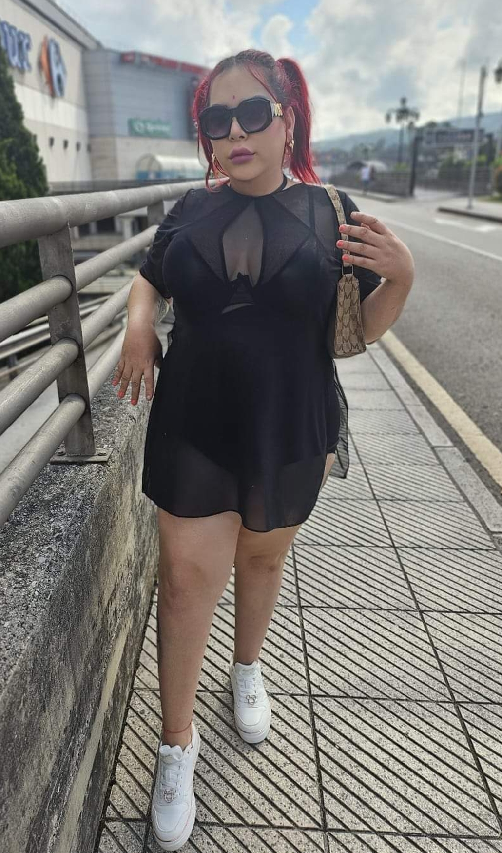 611909212|ISABELA|Transexual