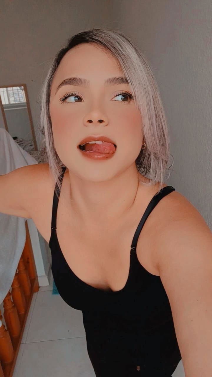 604986973|MARIANA|Chica