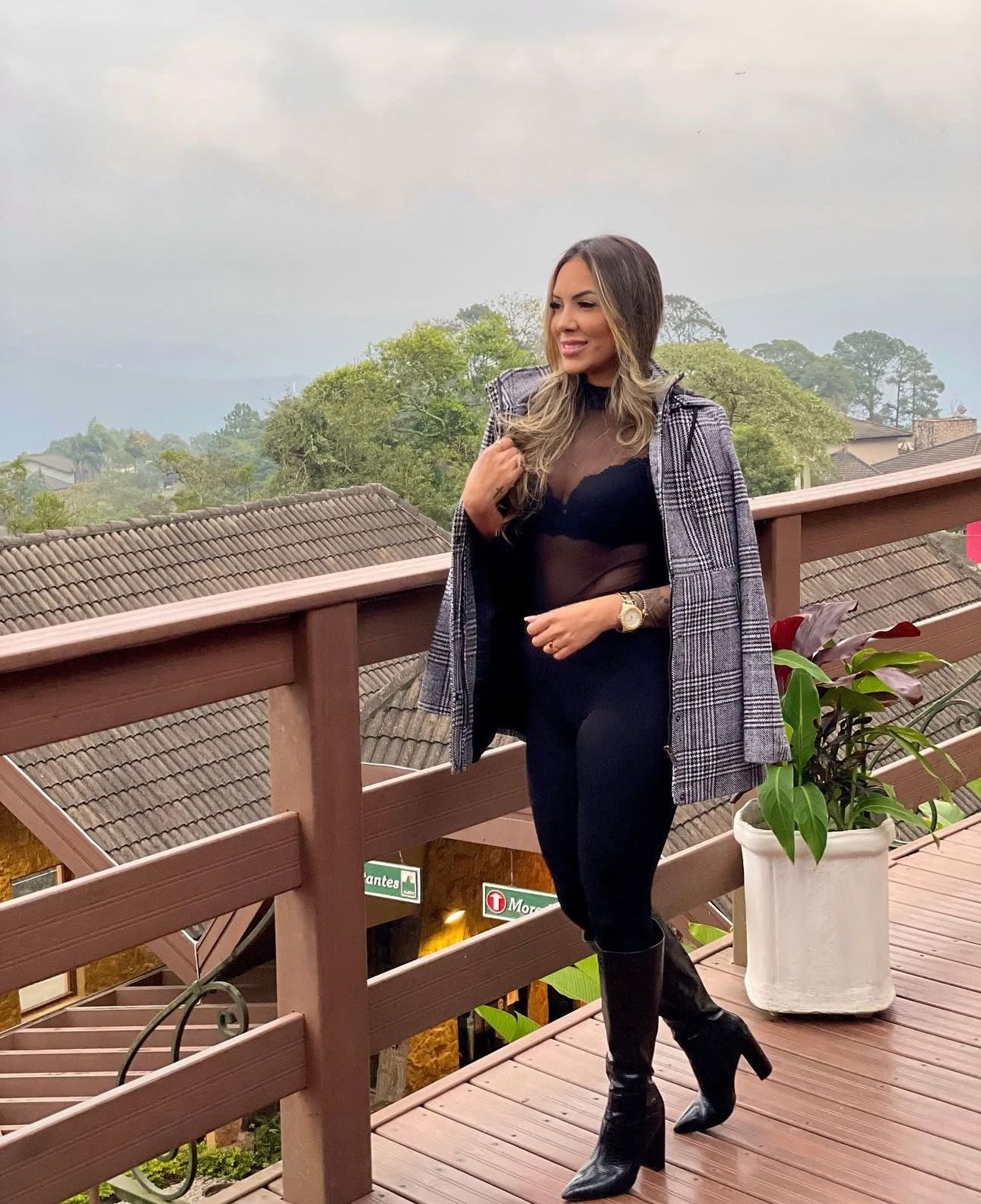 692663078|GABRIELA|Chica