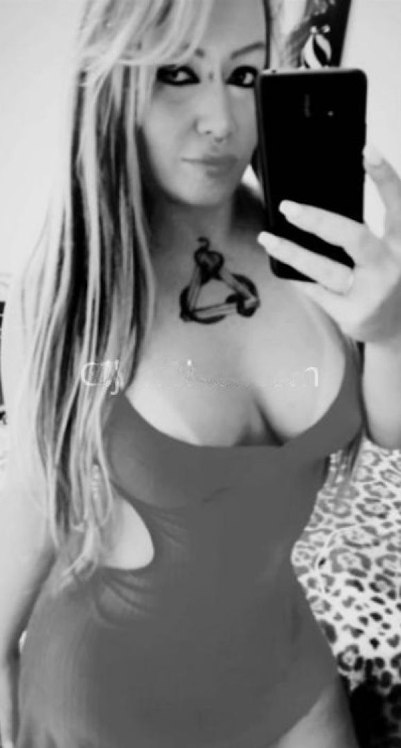604997608|SOFIE|Chica