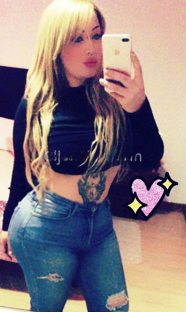 604997608|SOFIE|Chica