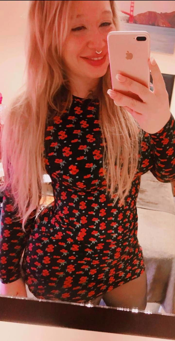 604997608|SOFIE|Chica