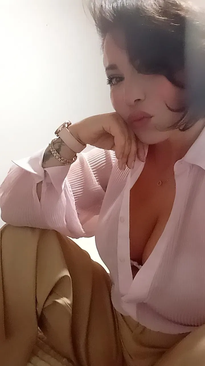 678331953|CARLA|Chica