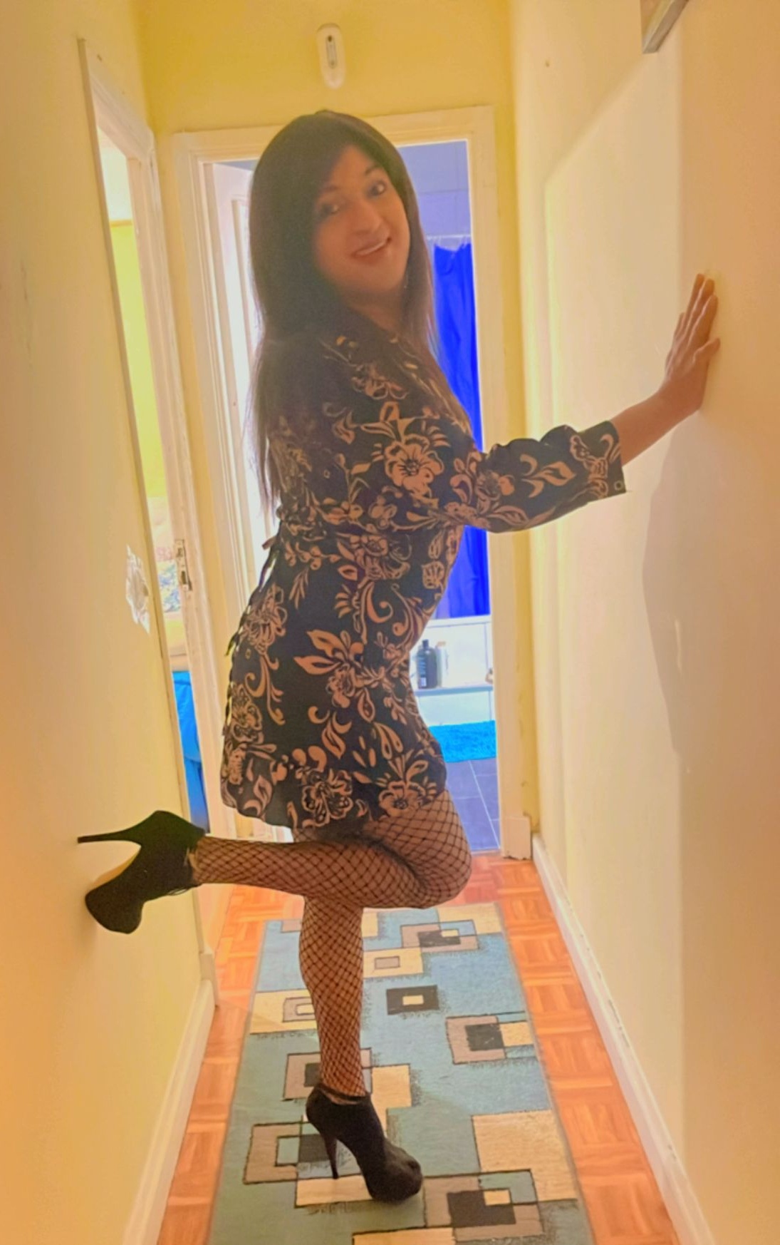 624894683|MIKAELA|Travesti