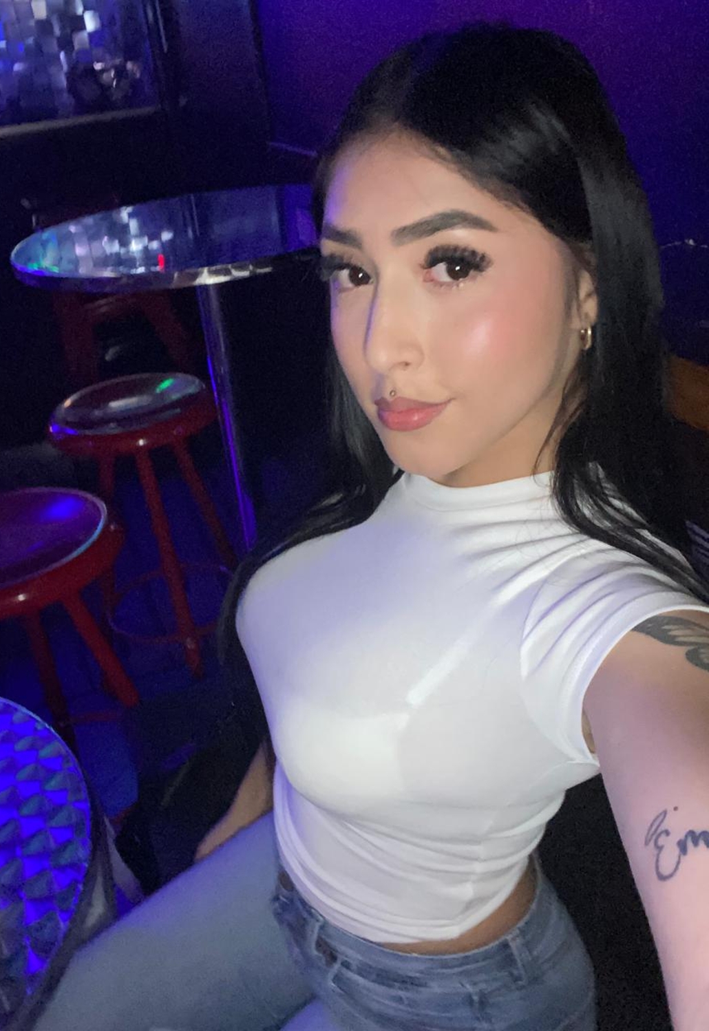 gallery-photo