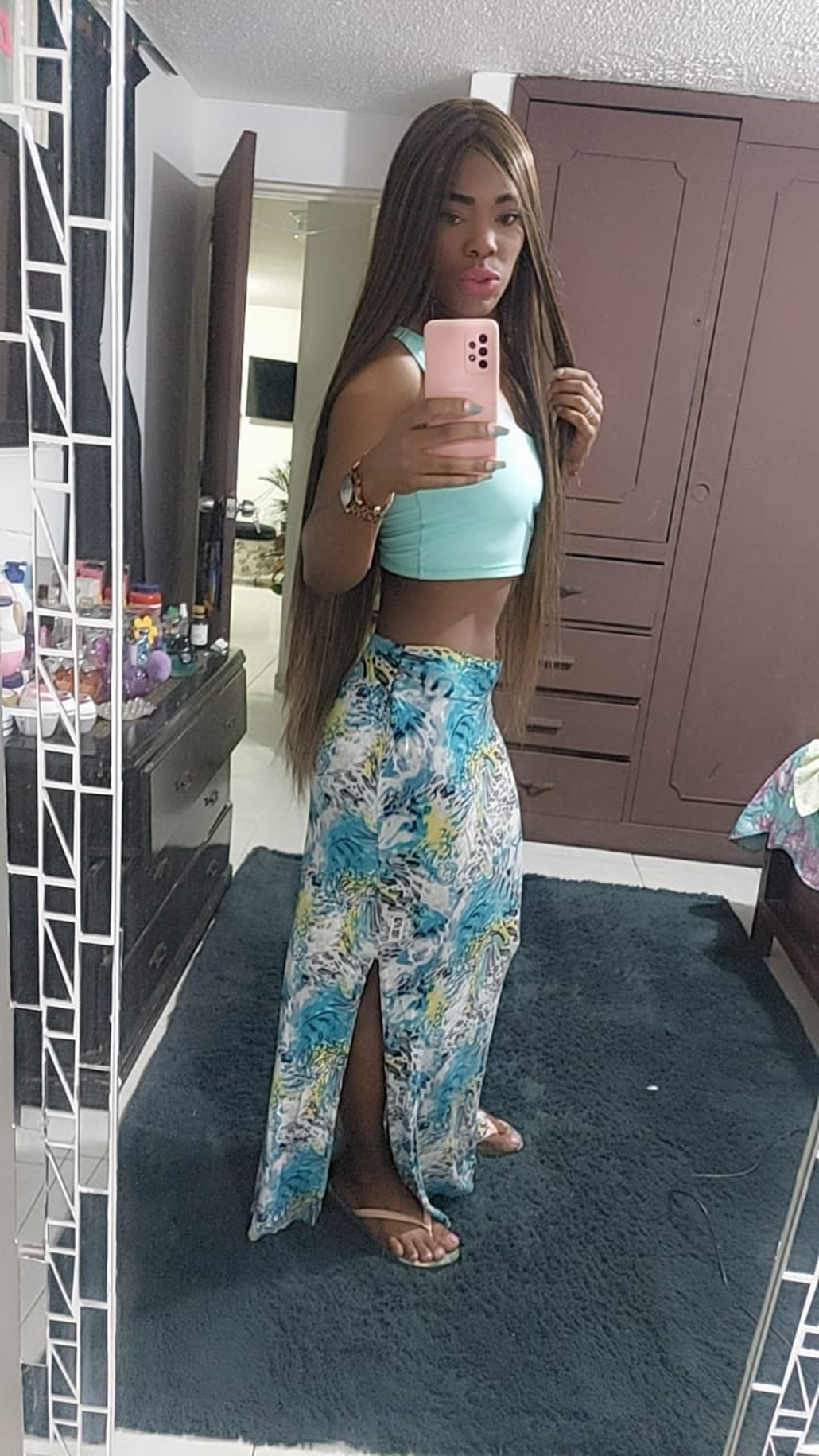 631399497|VANESSA|Chica