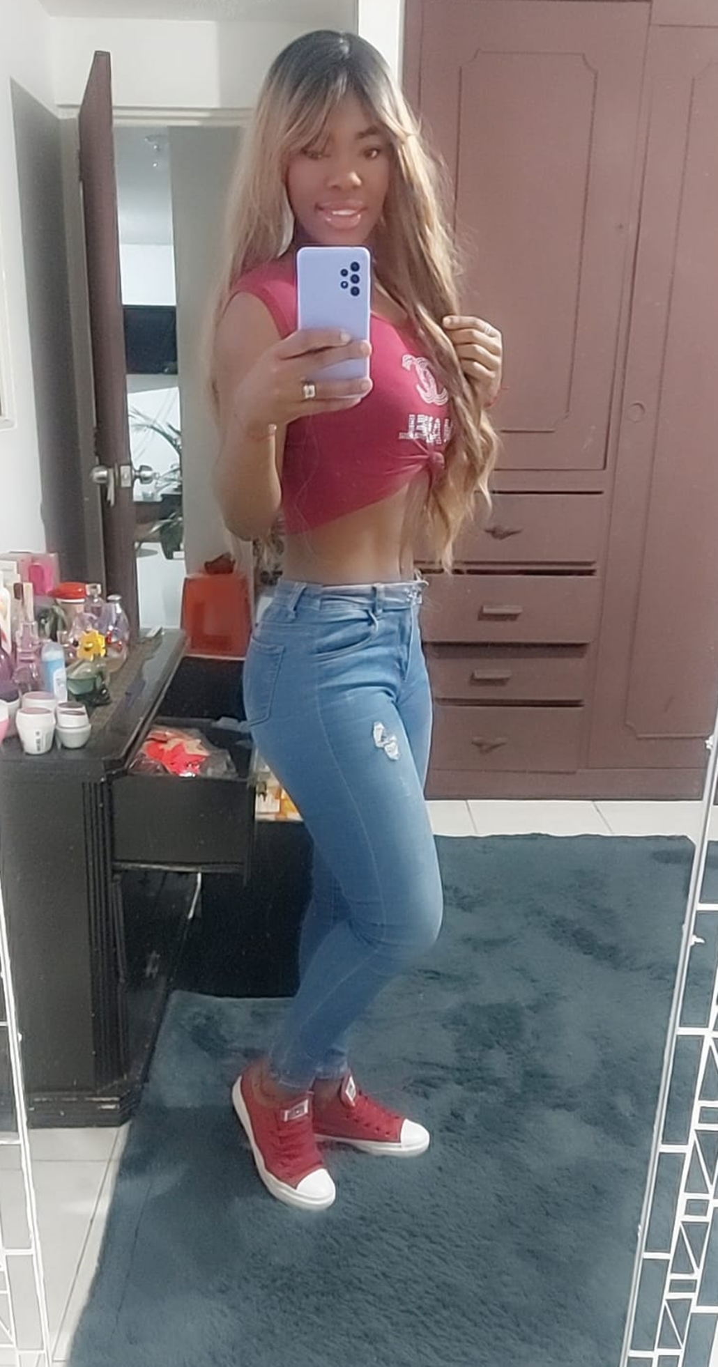 631399497|VANESSA|Chica