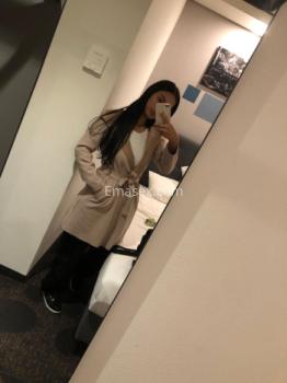 613864848