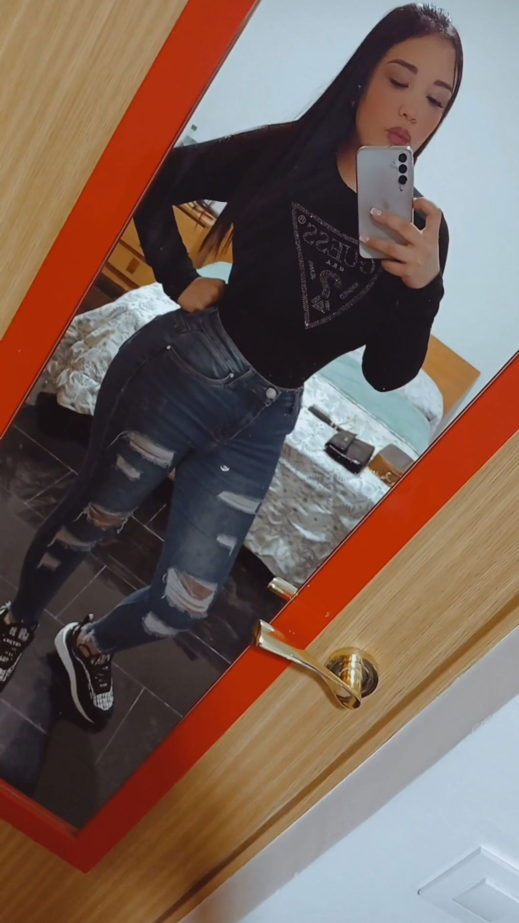 603416937|PAMELA|Chica