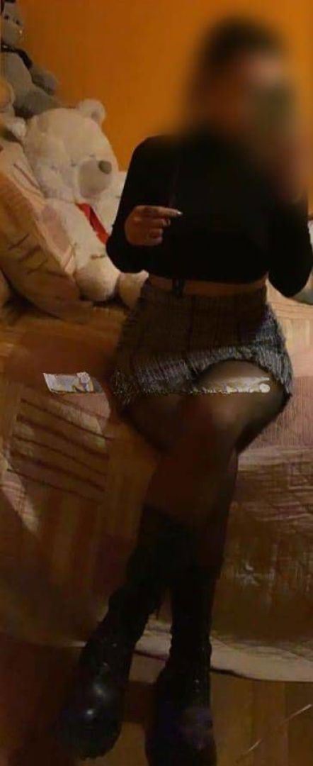 613918269|VANESSA|Chica