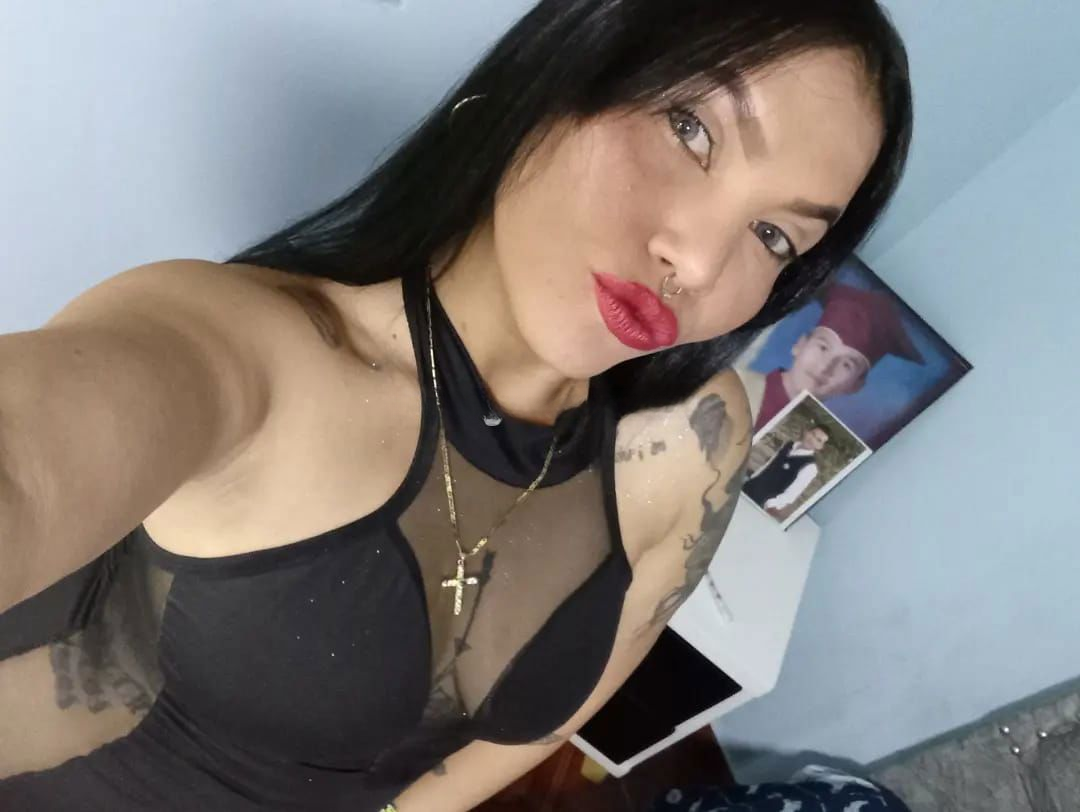 674967943|ALONDRA|Chica