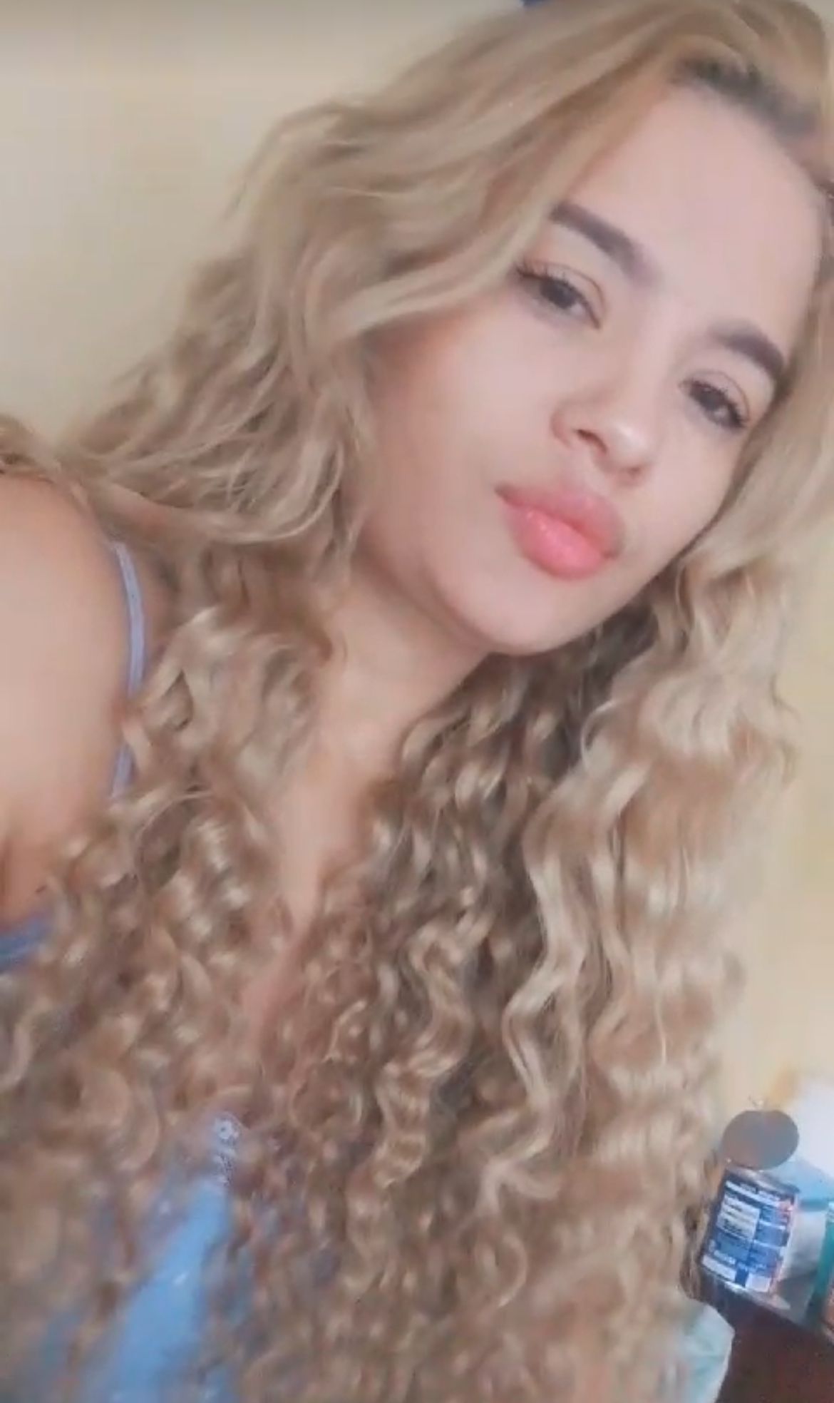 632294550|LIZZ|Chica