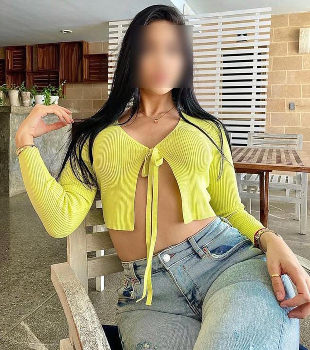604153854|EVA|Chica