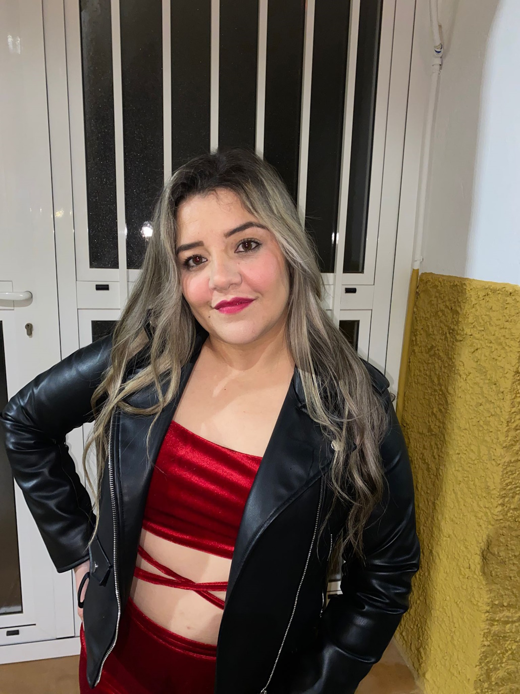 614688443|OLIVIA|Chica