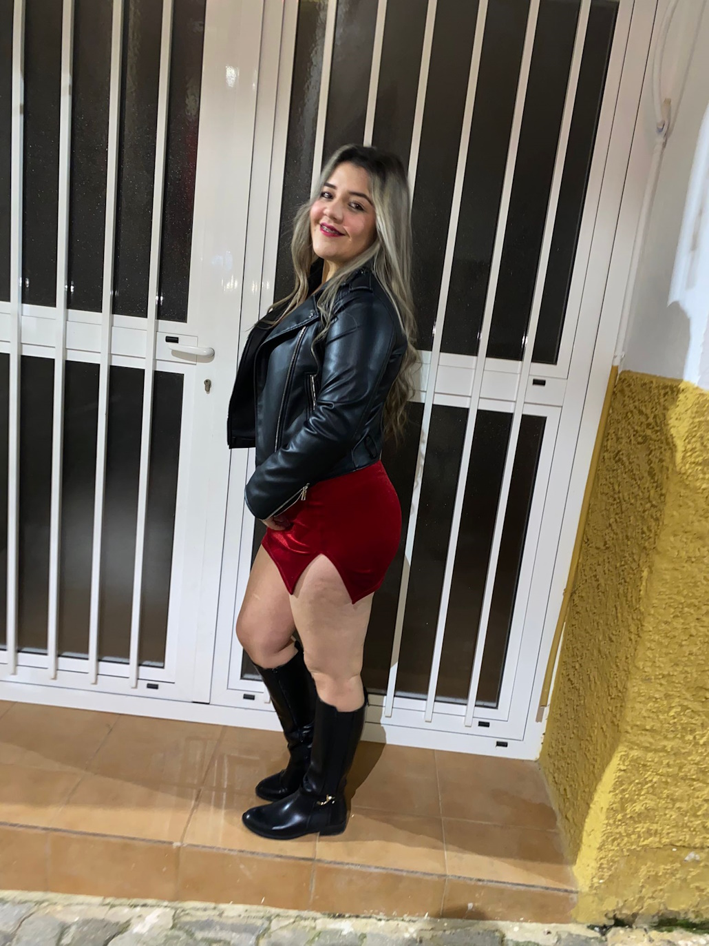 614688443|OLIVIA|Chica