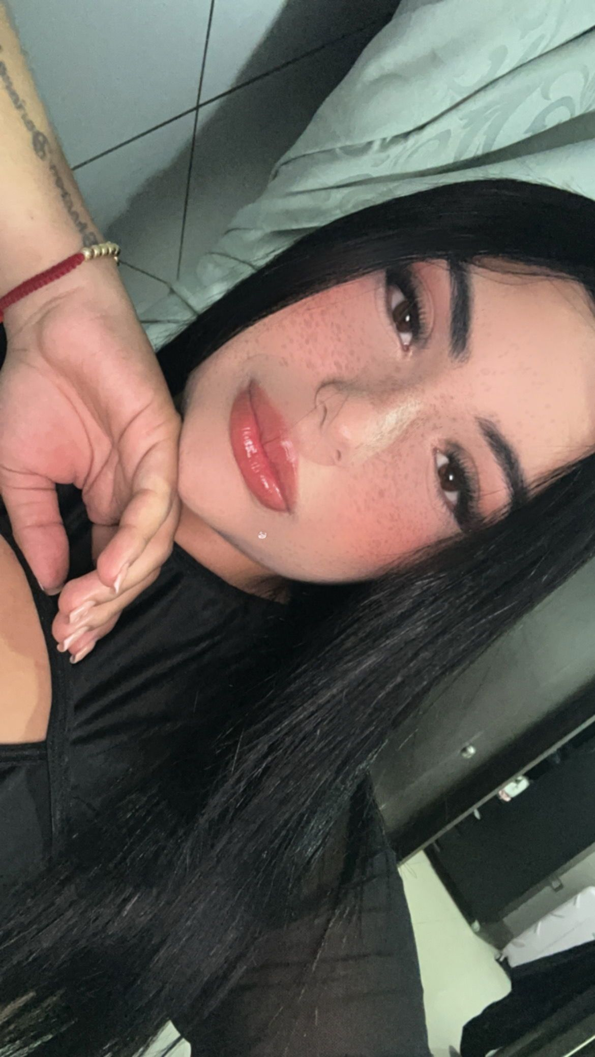 613353218|ISA|Chica