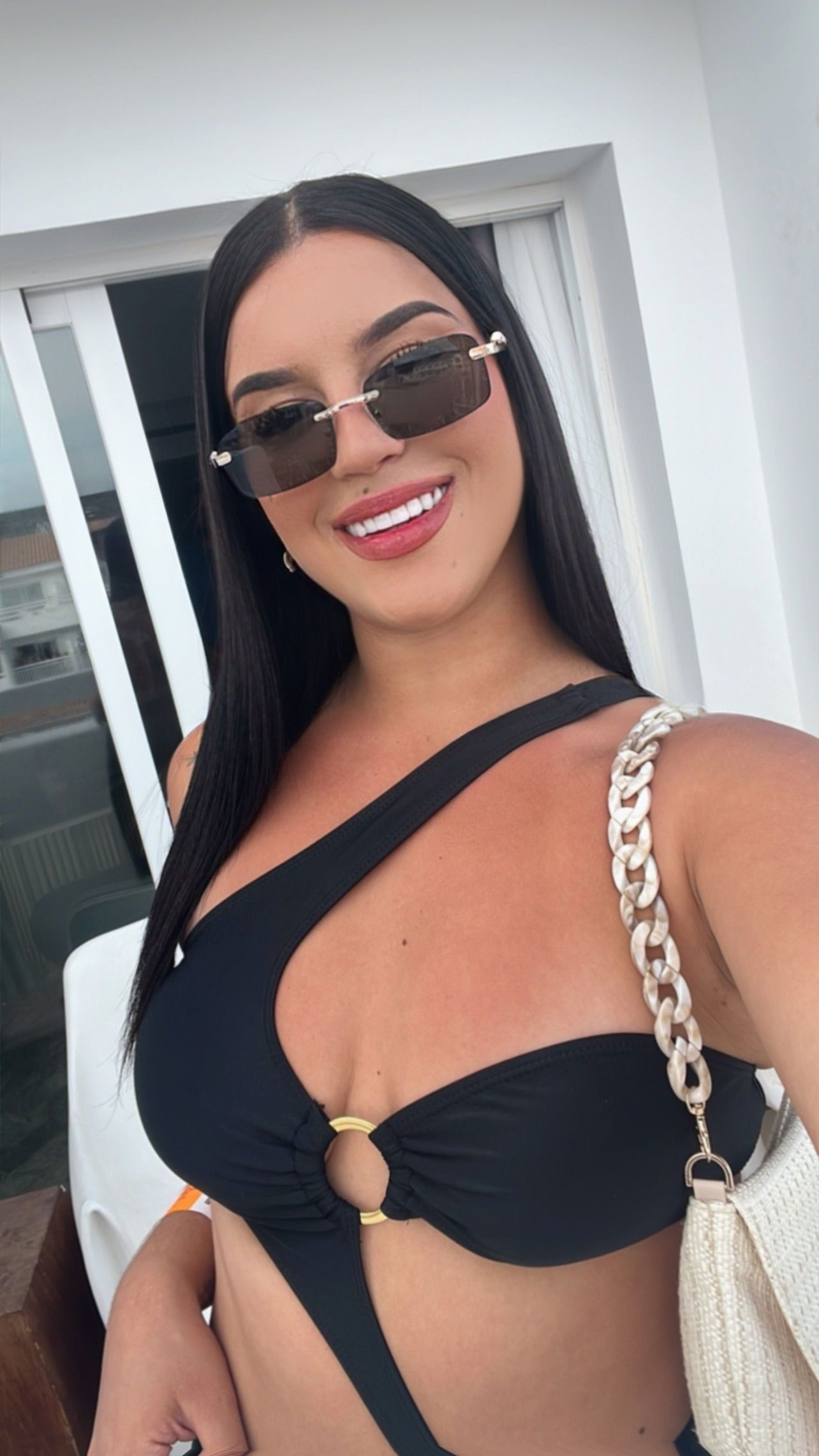 614568370|LUCIA|Chica