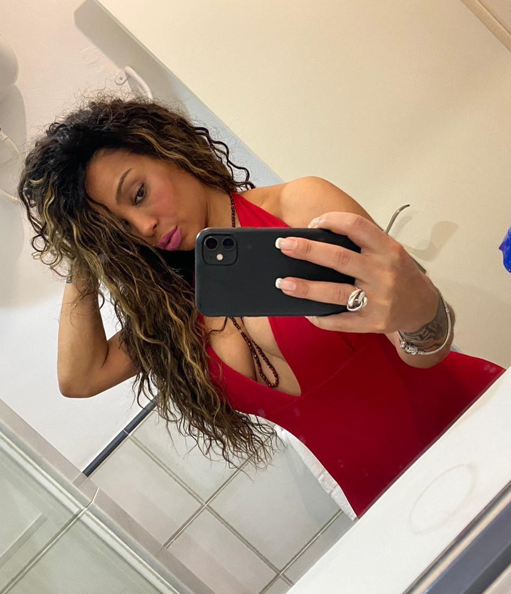 634868761|CARAMELO|Chica