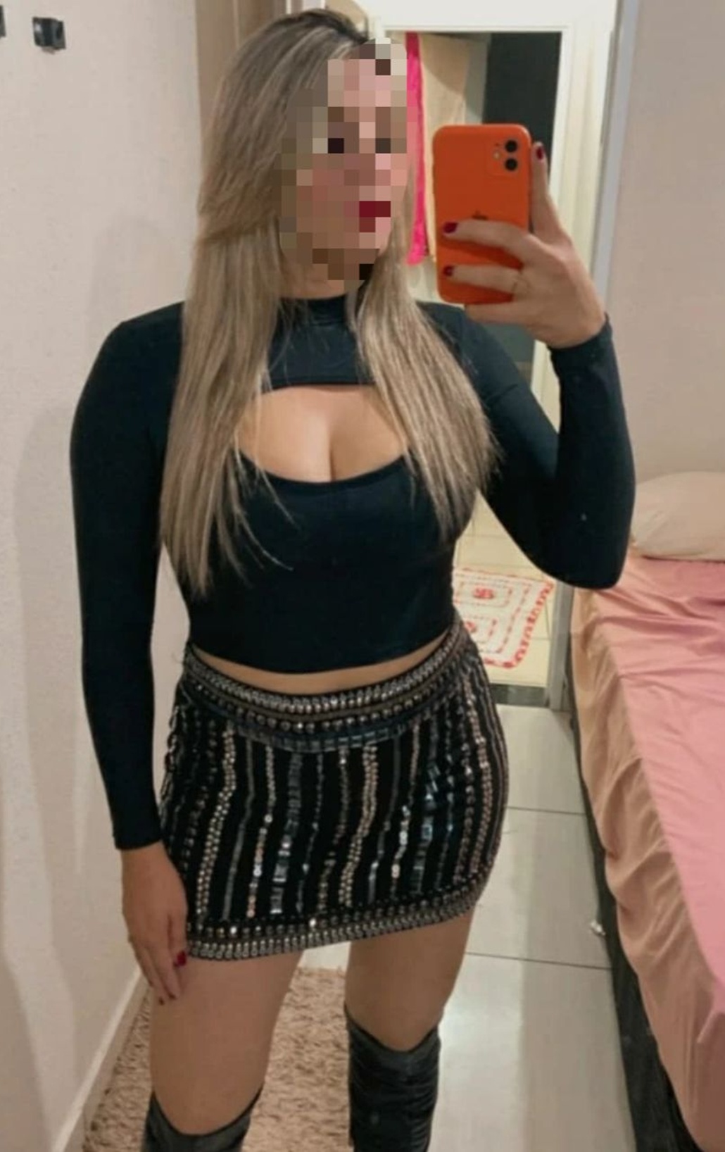 631857618|ALEXA|Chica