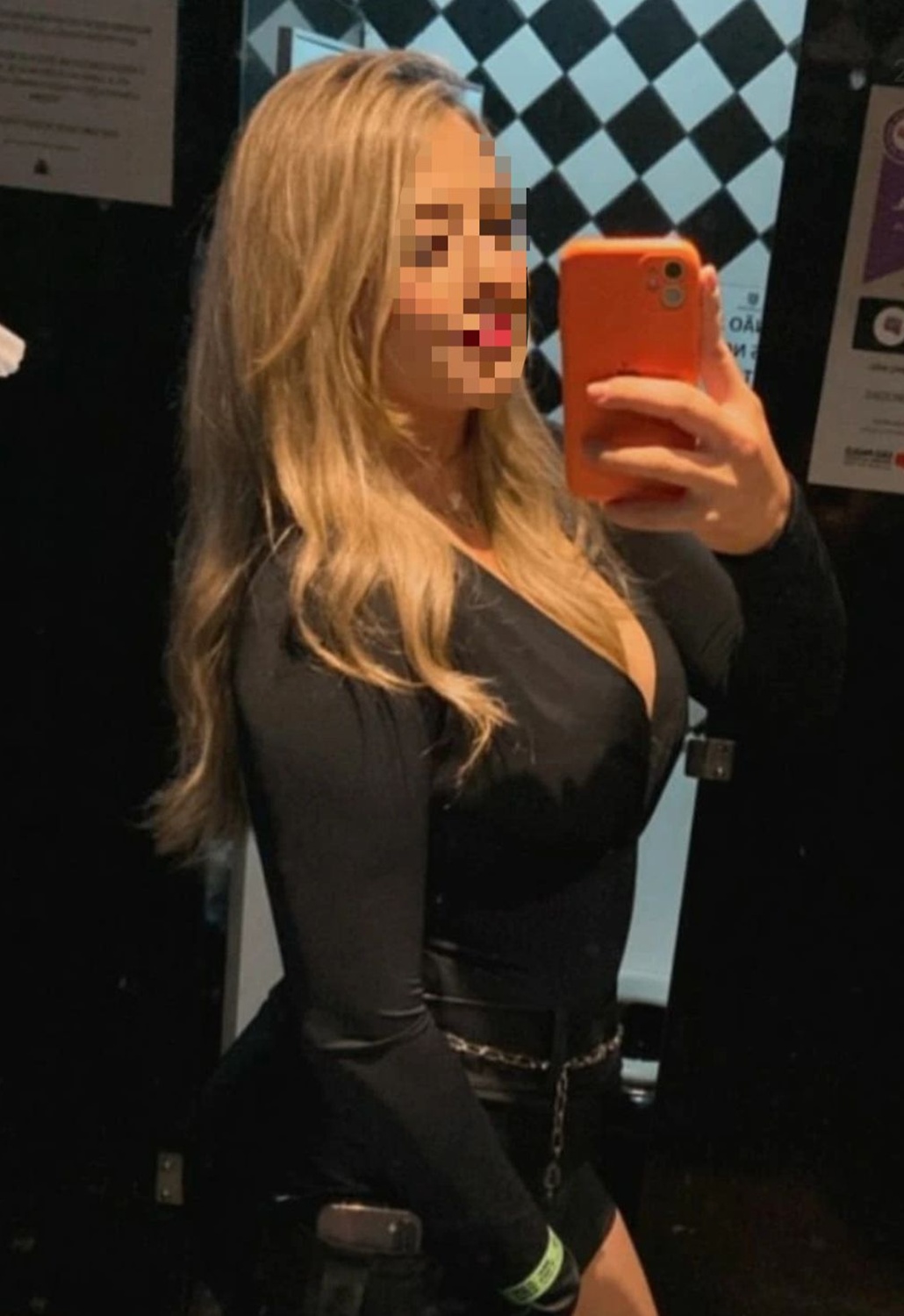 631857618|ALEXA|Chica