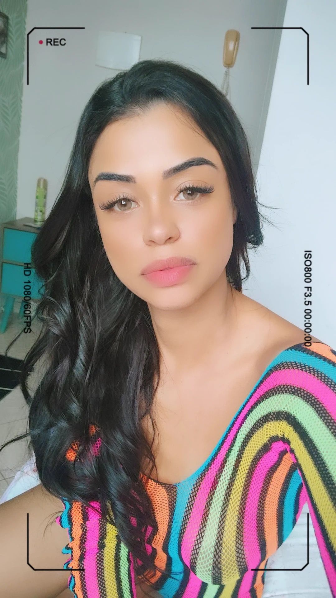 632943383|LAIS|Chica